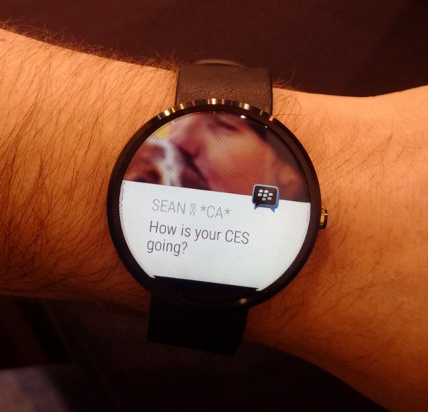 BBM für Android Wear und Abo-Paket mit eigener PIN